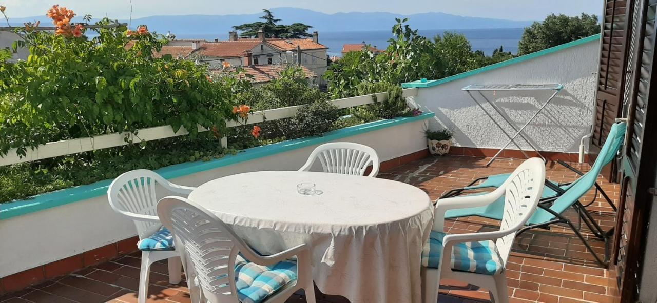 Apartments Ljuba I Mare Малинська Екстер'єр фото