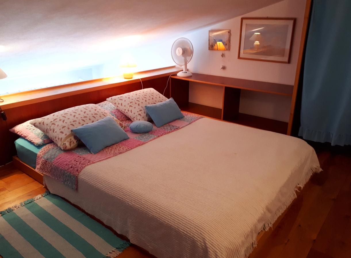 Apartments Ljuba I Mare Малинська Екстер'єр фото